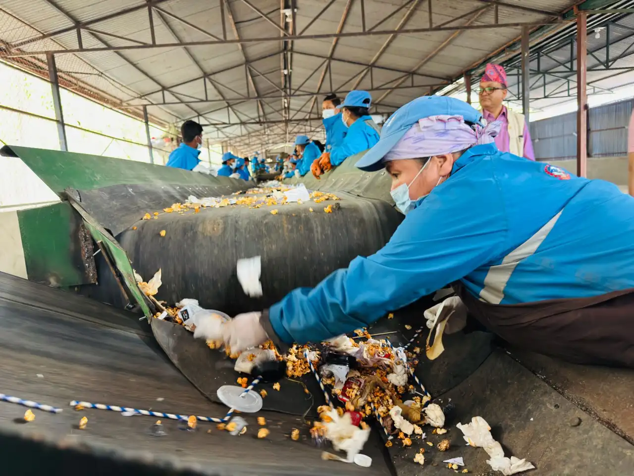 重庆汽修厂机油选购指南：粘度等级与发动机匹配要点