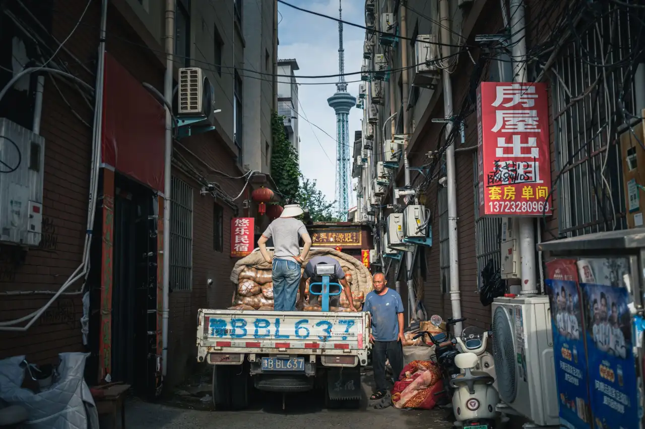 汽车电瓶与轮胎怎么选？重庆汽修厂维保耗材采购指南正文配图 1