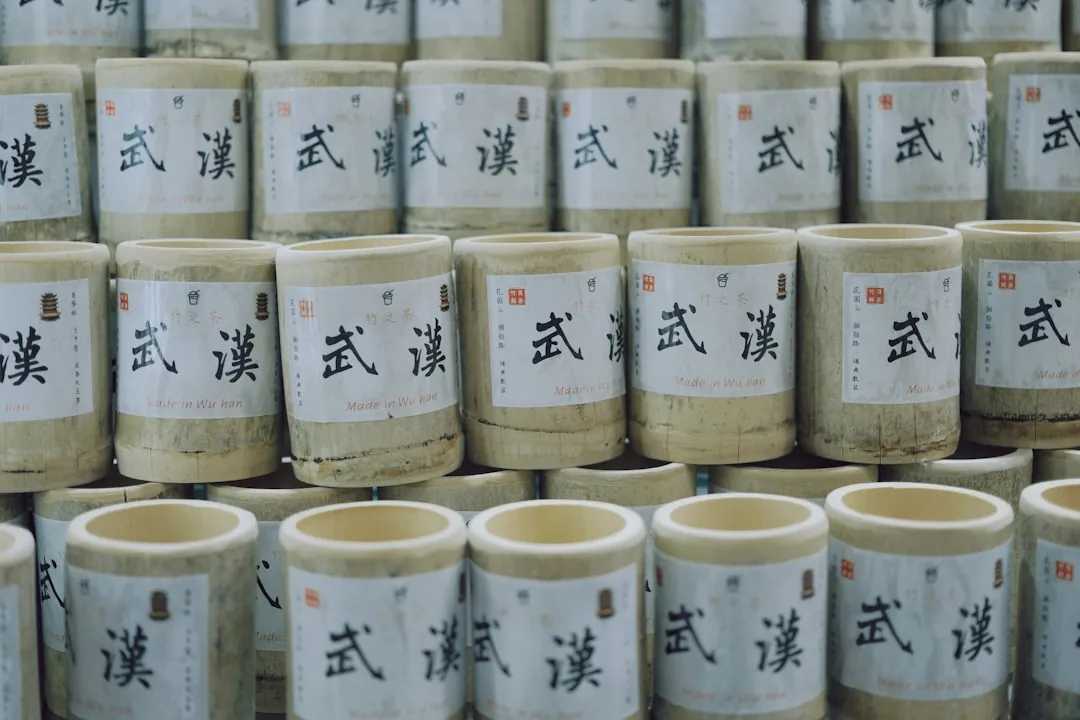 重庆汽修厂机油批发选型指南：正品保障与维保成本控制