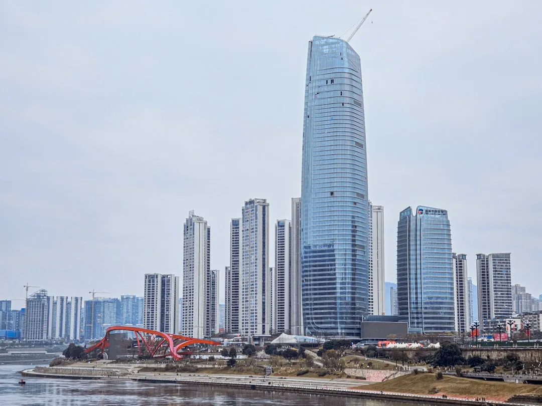 全合成机油与半合成机油对发动机性能的影响对比