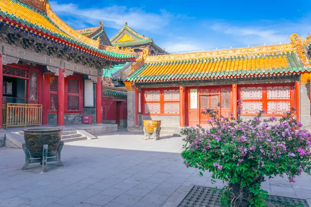 汽车电瓶选型与更换要点：汽修厂保障车辆启动性能的实用指南